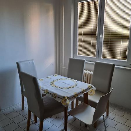 Modern Urban Loft Apartment أوبافا المظهر الخارجي الصورة